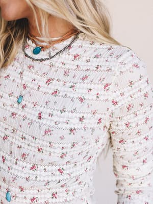 peach-blossom-floral-top-cream/Cream