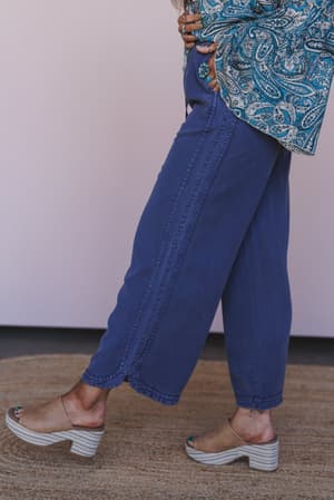 so-comfy-twill-wide-leg-pants-dark-blue/Blue