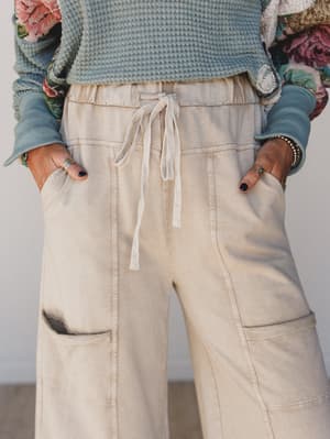 lucky-one-wide-leg-full-pant-light-mocha/Taupe