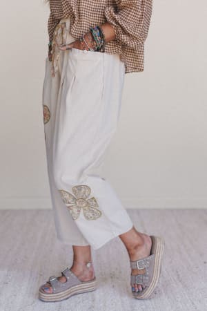 flower-grove-barrel-pants-khaki/Beige