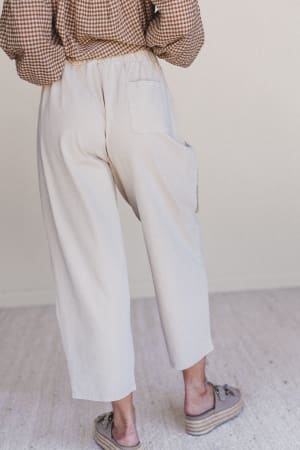 flower-grove-barrel-pants-khaki/Beige