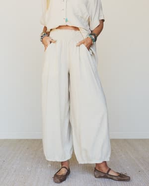 Pure Soul Linen Pants: undefined