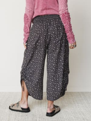 Vintage Blooms Pants - Ash Mocha S / Ash Mocha