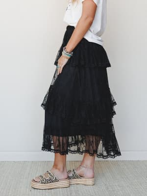 Elowen Ruffle Maxi Skirt - Black M / Black