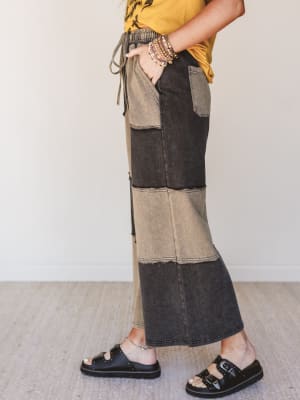 Coastal Colorblock Pants - Black L