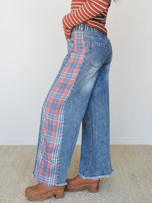 Throw Back Groove Jeans: Washed Denim