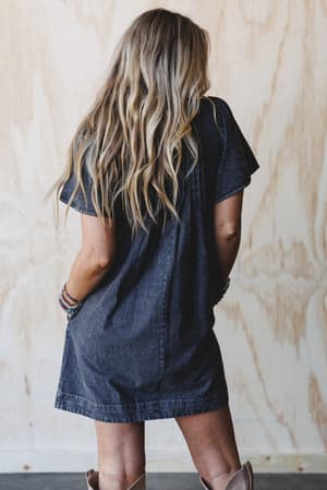 getaway-pleated-denim-dress-black/Black
