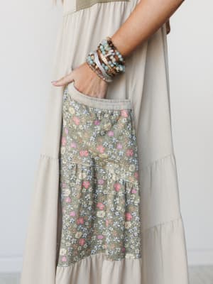 Floral Gazer Maxi Dress - Dusty Sage S / Dusty Sage