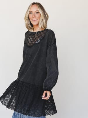 Spring Lily Tunic - Black L / Black