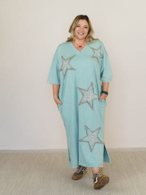 Golden Ray Star Maxi Dress: undefined