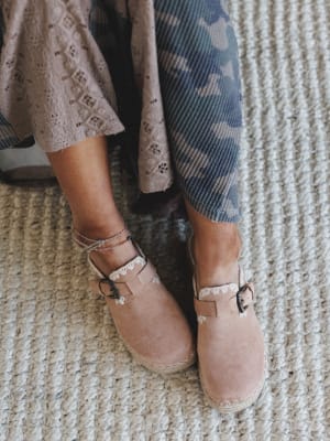 Edith Platform Slide - Almond 10 / Almond
