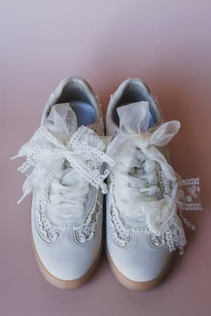 make-it-yours-bow-embroidered-sneakers-ivory/Ivory
