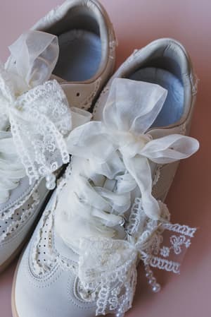 make-it-yours-bow-embroidered-sneakers-ivory/Ivory