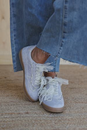 make-it-yours-bow-embroidered-sneakers-purple/Purple
