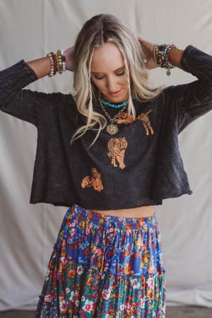 Tigers In Motion Graphic Top: undefined