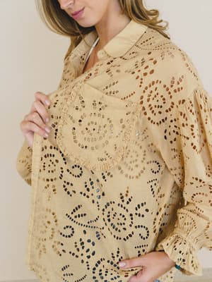 Soft Light Eyelet Blouse - Almond L / Almond