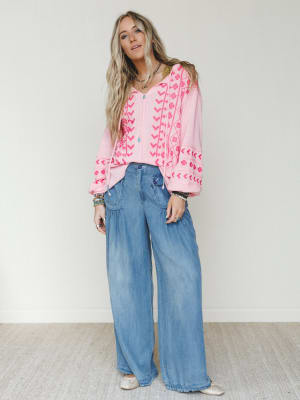 Sunset Palms Embroidered Top - Bubble Gum L / Bubble Gum