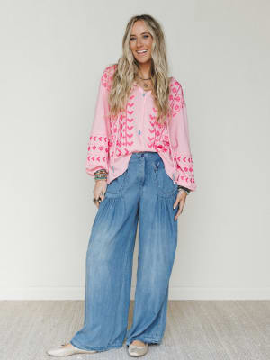 Sunset Palms Embroidered Top - Bubble Gum L / Bubble Gum