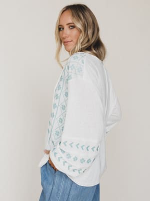 Sunset Palms Embroidered Top - White L / White