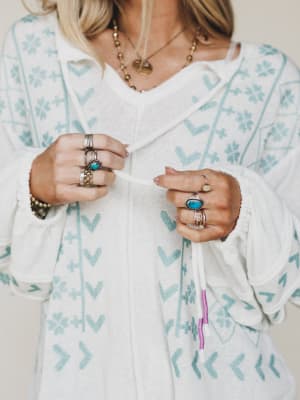 Sunset Palms Embroidered Top - White L / White