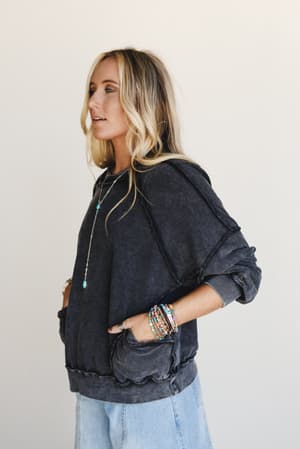 no-limits-pullover-top-black/Black