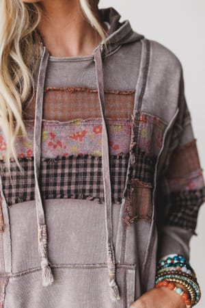 Wanderwest Hoodie Pullover: undefined