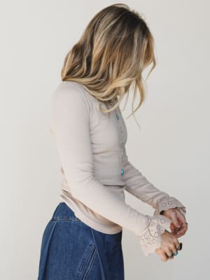 Days of Love Long Sleeve Tee
- Tan L / Tan