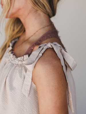 Sunrise Ruffle Tunic - Ivory L / Ivory