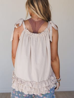 Sunrise Ruffle Tunic - Ivory L / Ivory