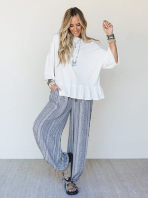 Wild Love Tee
- Off White L / Off White