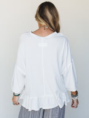 Wild Love Tee
- Off White L / Off White