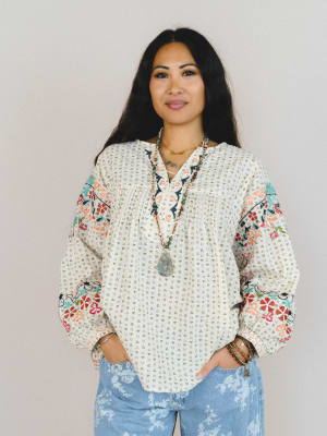 Frida Embroidered Dolman Sleeve Top - Oatmeal L / Oatmeal