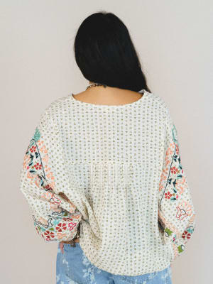 Frida Embroidered Dolman Sleeve Top - Oatmeal L / Oatmeal