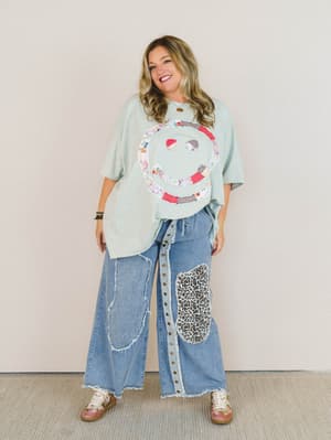 Big Smiles Tee - Sage L / Sage