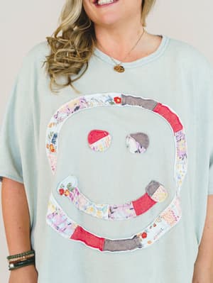 Big Smiles Tee - Sage L / Sage
