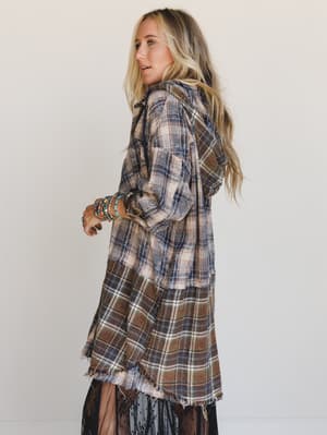driftwood-plaid-top-navy/Navy