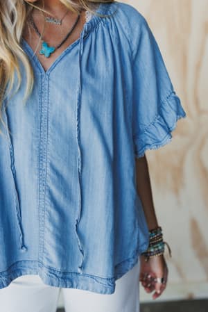 hearts-aligned-ruffled-sleeve-top-light-denim/Blue