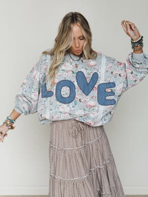 All about Love Pullover - Heather Gray L / Heather Gray
