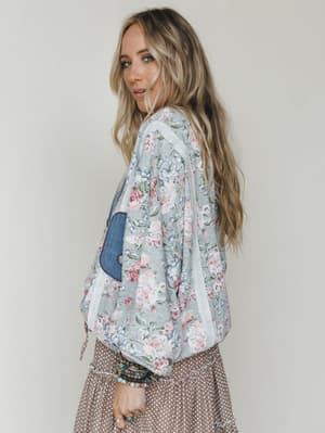 All about Love Pullover - Heather Gray L / Heather Gray