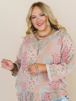 Cassia Floral Bloom Top - Khaki S / Khaki