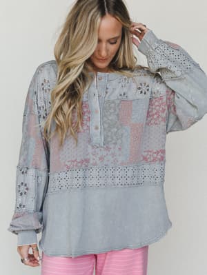 Life in Florals Tee - Light Ash S / Light Ash