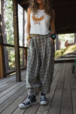 mystic-plaid-wide-leg-pants-brown/Brown