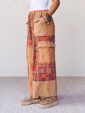 desert-collage-pants-camel/Camel