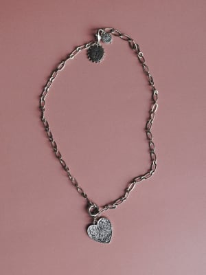 Lush Heart Necklace: undefined