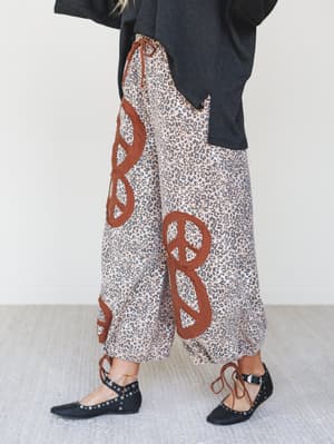 Leopard Taupe