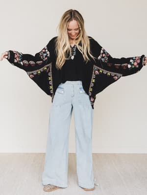frida-embroidered-dolman-sleeve-top-transition-black/Black
