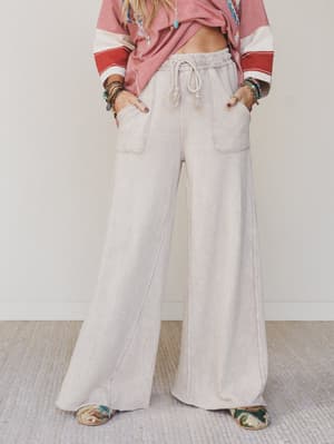 relaxing-robin-wide-leg-pant-new-taupe/New Taupe