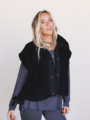 Everyday Cozy Sherpa Vest: undefined