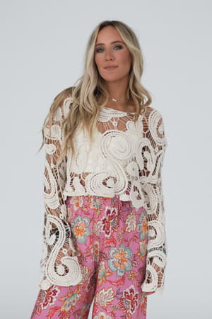 juliet-crochet-top-beige/Beige