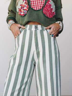 Strawberry Meadow 2 Piece Bundle - Green